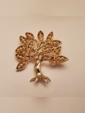 Gold-Tone Pearl Tree Brooch - Elegant Women's Jewelry